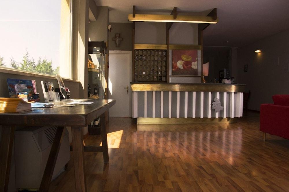 Turim Hotel & Spa Wellness Center Бастия-Умбра Экстерьер фото